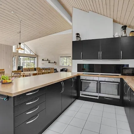 Cozy In With Kitchen Holiday home Vig