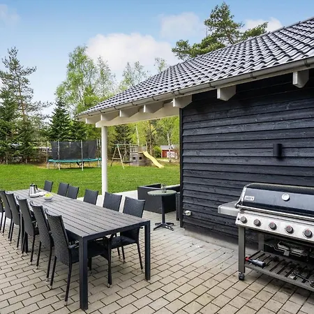 Cozy In With Kitchen Holiday home