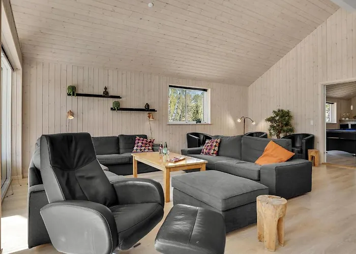 Cozy In With Kitchen * Vig