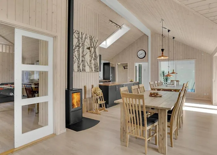 Cozy In With Kitchen * Vig